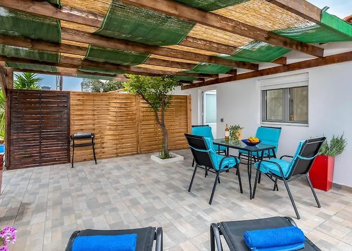 Cavo Prima Kiotari 度假居 *